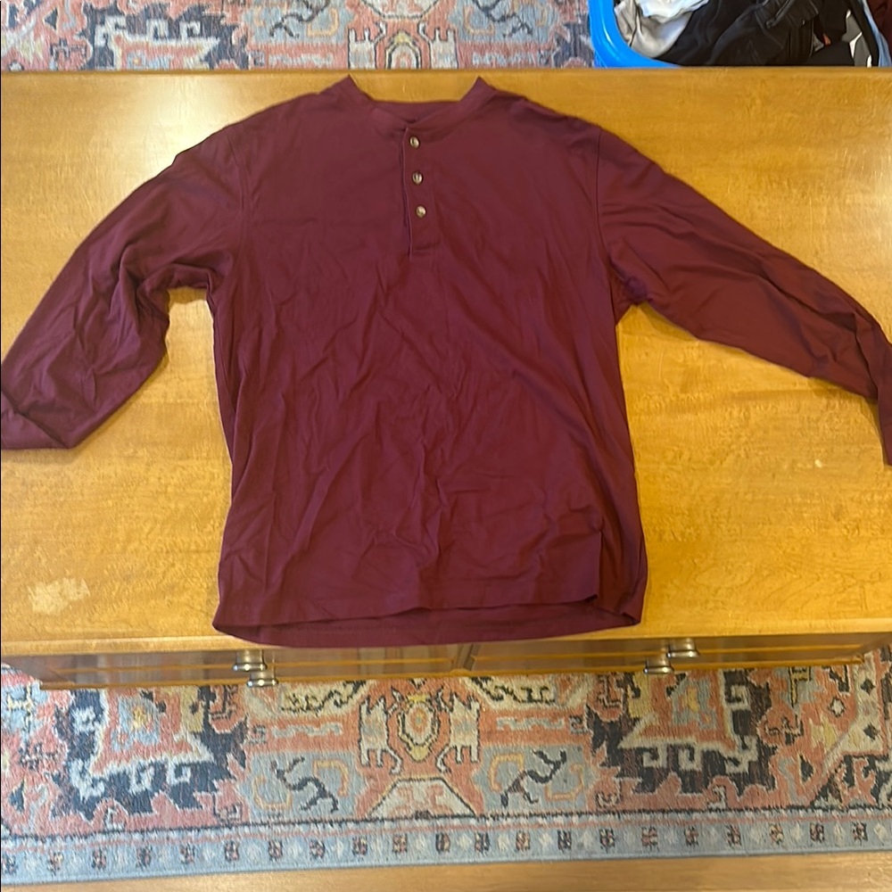 Eddie Bauer burgundy medium traditional fit henley long sleeve